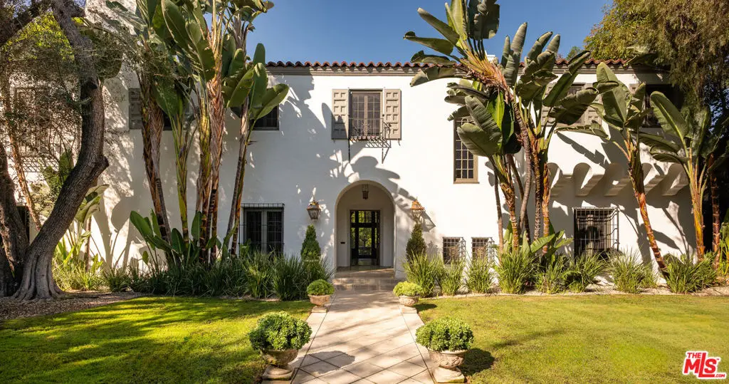 545 S Rimpau Boulevard, Los Angeles, CA 90020 - Image #1