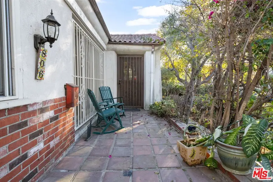 806 S Cochran Avenue, Los Angeles, CA 90036 - Image #2