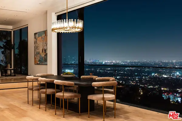 8650 Franklin Avenue, Los Angeles, CA 90069