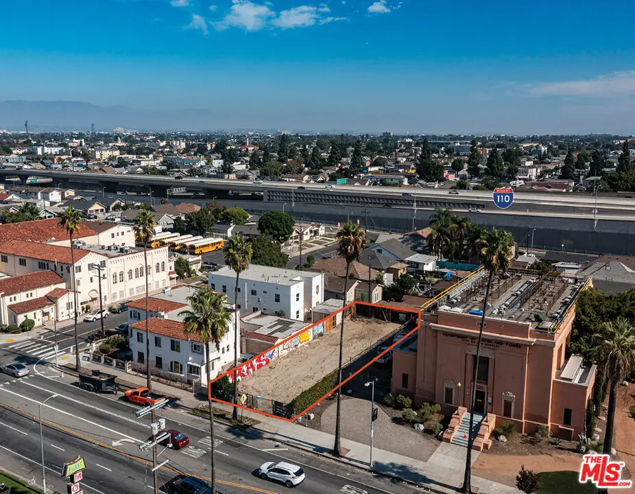 5710 S Figueroa Street, Los Angeles, CA 90037 - #1