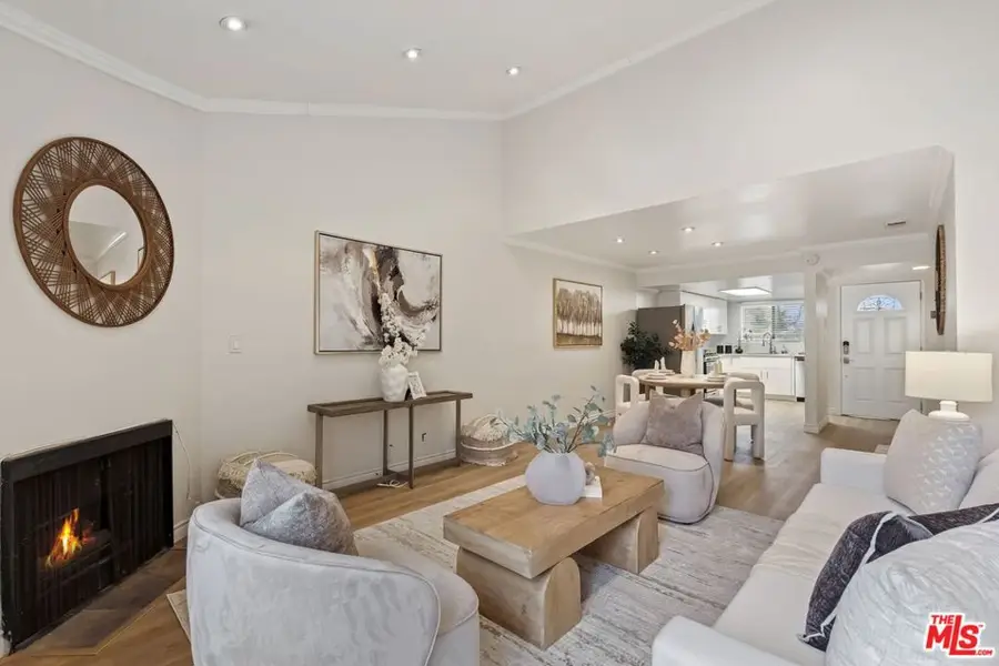 620 W Hyde Park Boulevard #313, Inglewood, CA 90302 - Image #2