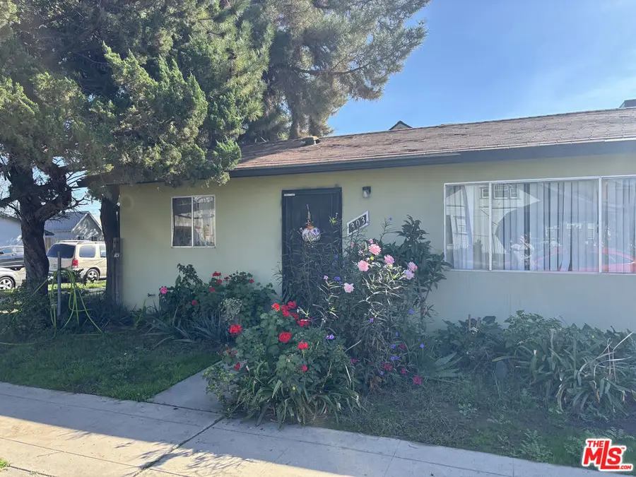 303 W Kern Avenue, Tulare, CA 93274 - Image #3