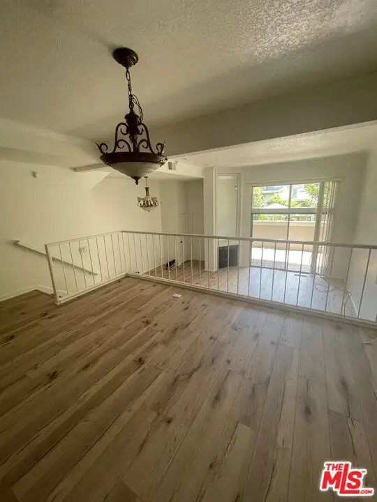 4305 Redwood Avenue #10, Marina Del Rey, CA 90292