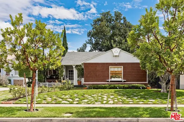 6910 Cantaloupe Avenue, Van Nuys, CA 91405