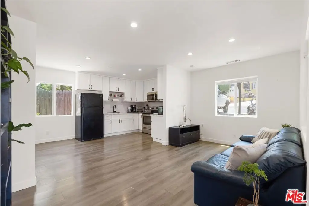 10648 Franlie Drive, Sunland, CA 91040 - Image #1