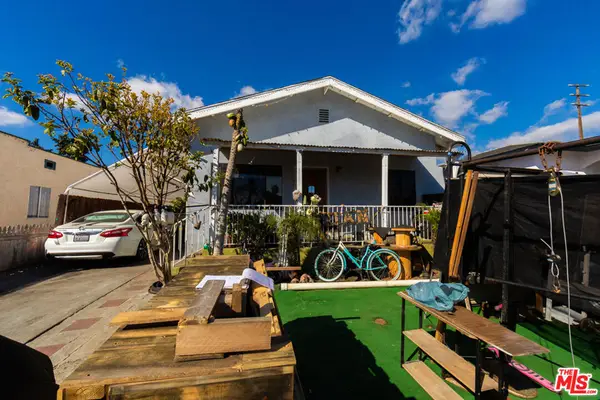 1141 E 84th Place, Los Angeles, CA 90001