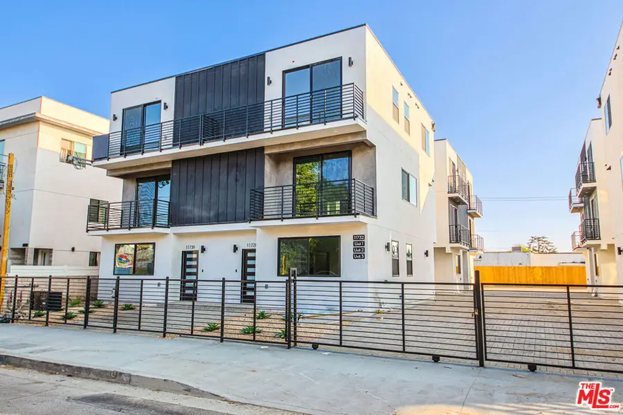 11734 Gilmore Street, North Hollywood, CA 91606 - Image #3