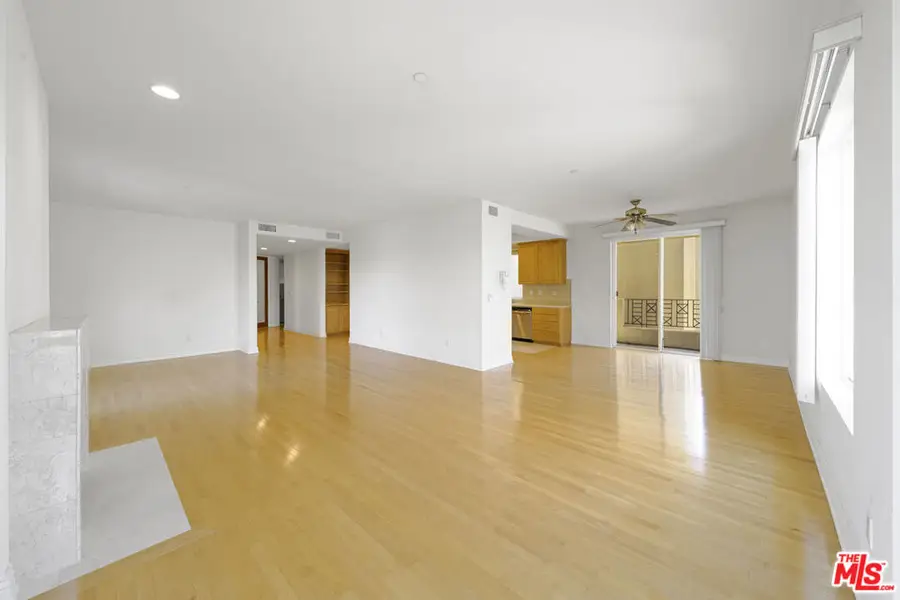 4100 Wilshire Boulevard #303, Los Angeles, CA 90010 - Image #2