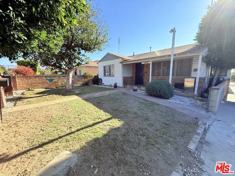 13200 Glamis Street, Pacoima, CA 91331 - Image #3