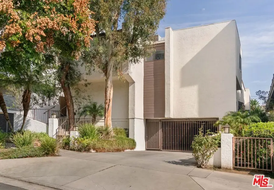 1226 N Kings Road #4, West Hollywood, CA 90069 - Image #3