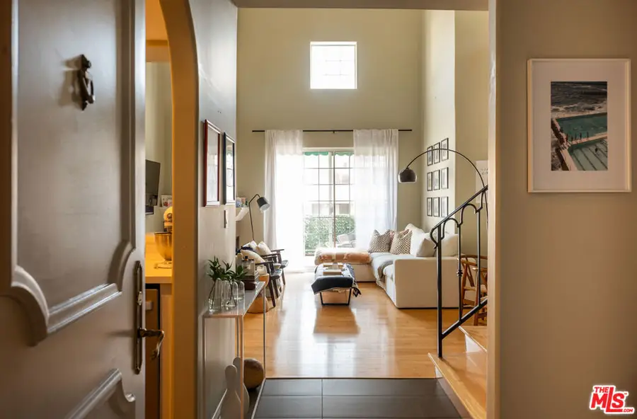 930 N Doheny Drive #305, West Hollywood, CA 90069 - Image #2