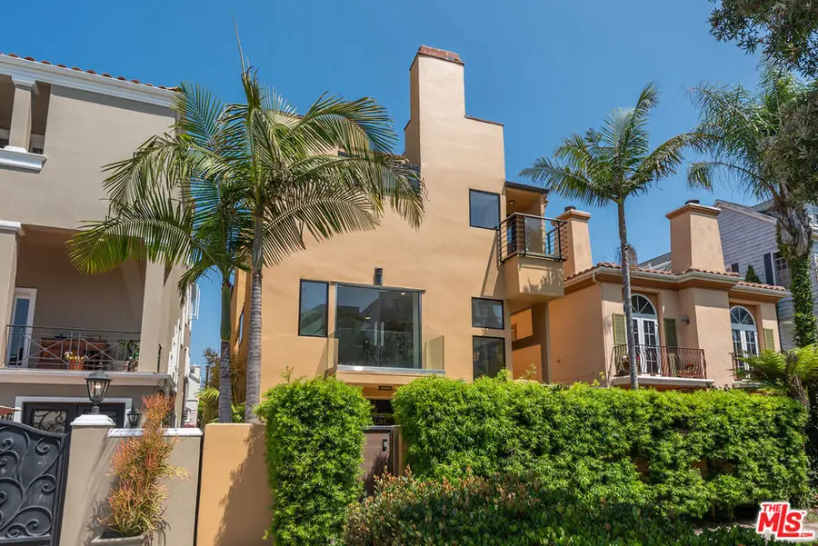 117 Ketch Mall, Marina Del Rey, CA 90292 - Image #2