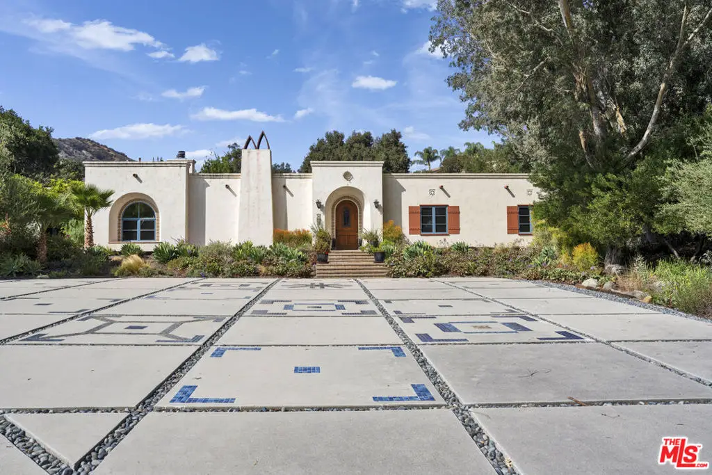 1487 Meadowcrest Circle, Corona, CA 92882 - #1