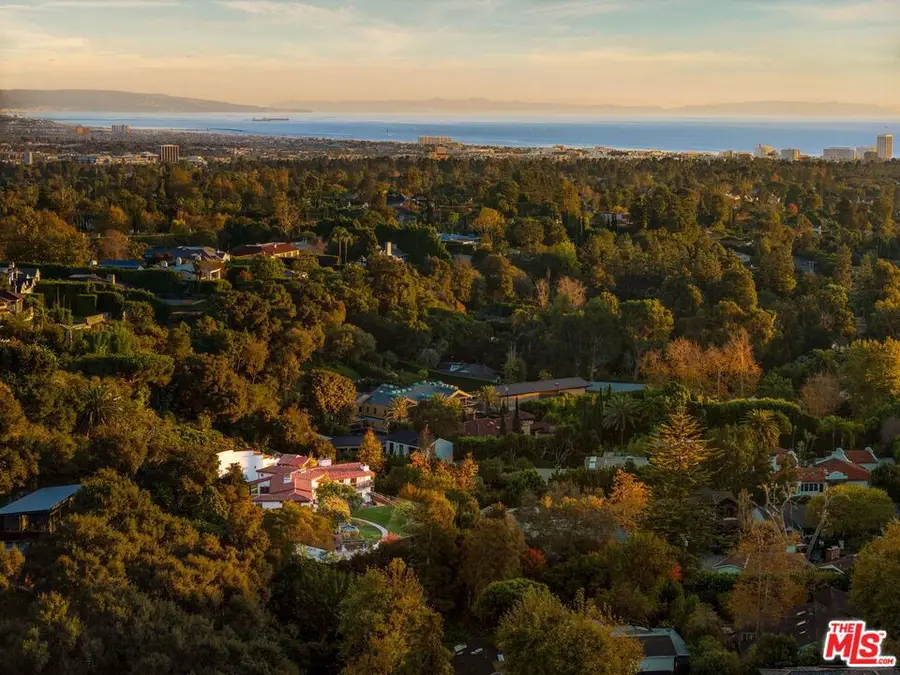 1744 Reedvale Lane, Los Angeles, CA 90049 - #2