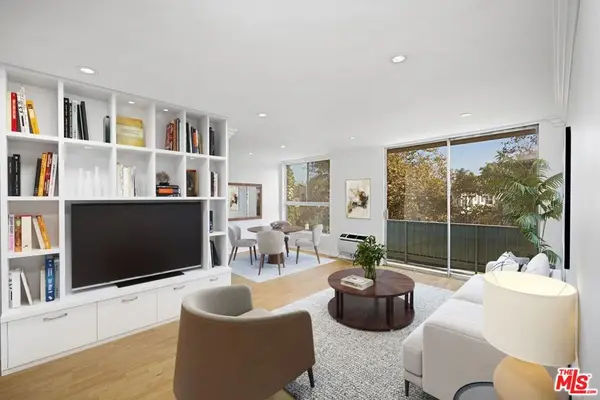 525 N Sycamore Avenue #304, Los Angeles, CA 90036