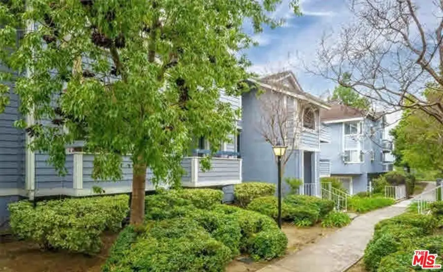 26926 Flo Lane #422, Canyon Country, CA 91351 - Image #2