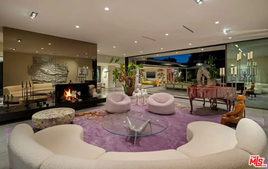 1087 Moraga Drive, Los Angeles, CA 90049 - Image #3