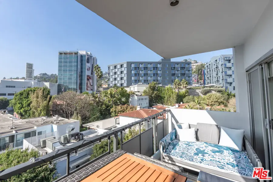 1155 N La Cienega Boulevard #814, West Hollywood, CA 90069 - Image #2