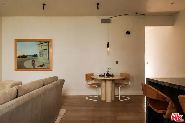 956 5th Street #C, Santa Monica, CA 90403