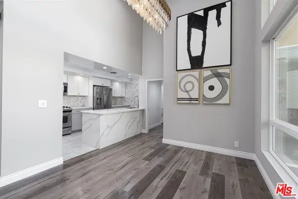 14569 Benefit Street #304, Sherman Oaks, CA 91403