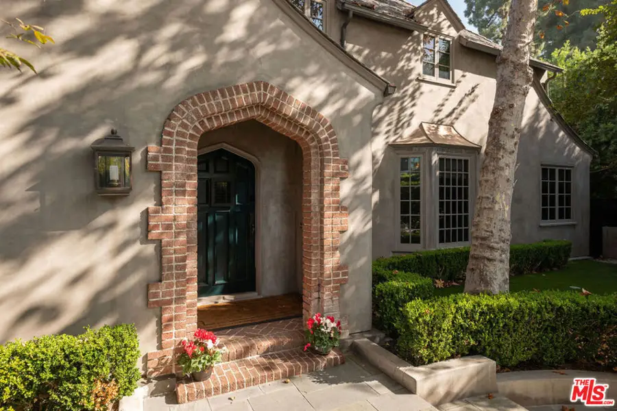 1614 N Fairfax Avenue, Los Angeles, CA 90046 - Image #2