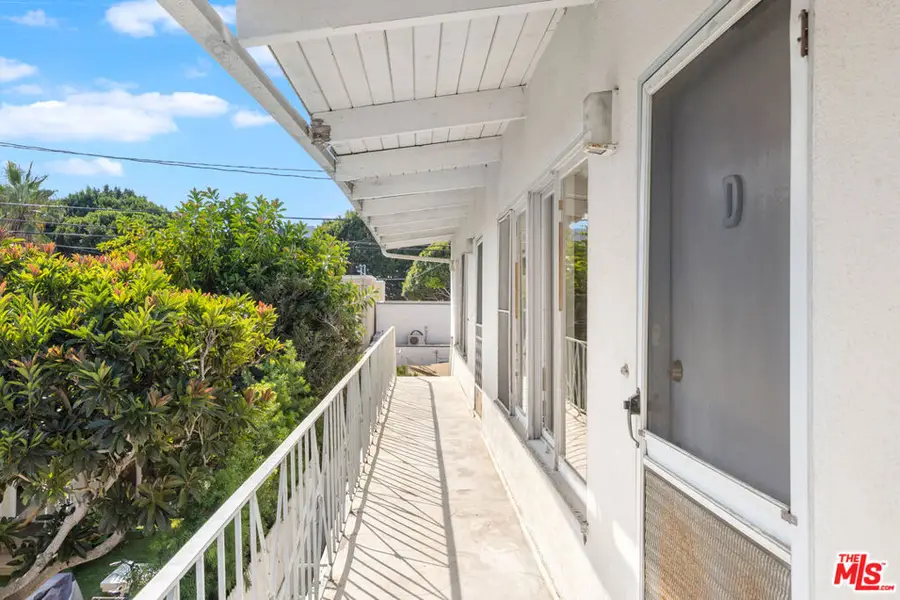 2922 2nd Street, Santa Monica, CA 90405 - #2