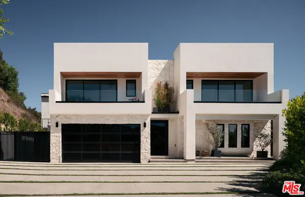 2608 Zorada Drive, Los Angeles, CA 90046