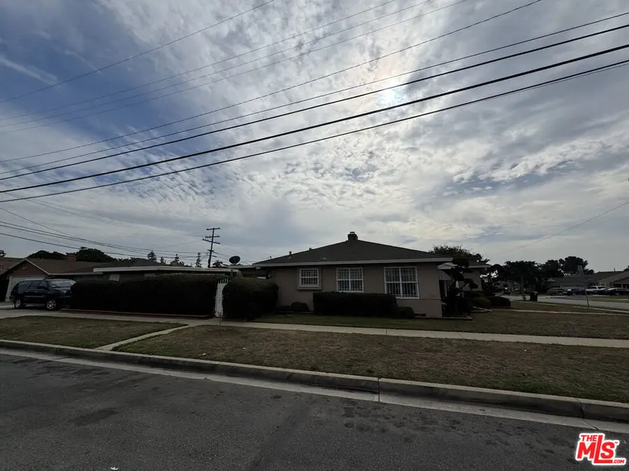 9300 S 11th Avenue, Inglewood, CA 90305 - Image #3