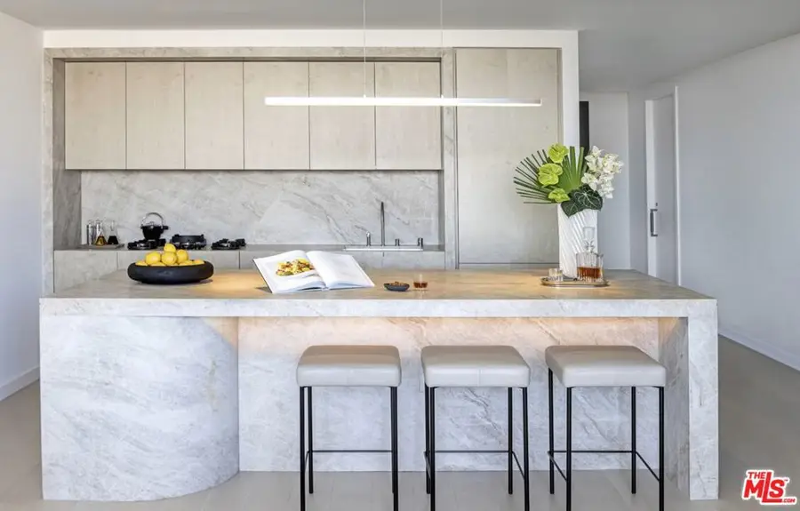 9200 Wilshire Blvd #404E, Beverly Hills, CA 90212 - Image #3