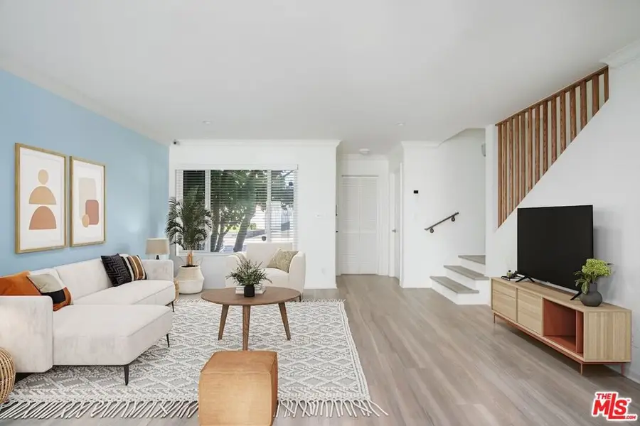 11138 Aqua Vista Street #3, Studio City, CA 91602 - Image #3