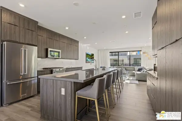 906 Cameron Center Drive, Palm Springs, CA 92264