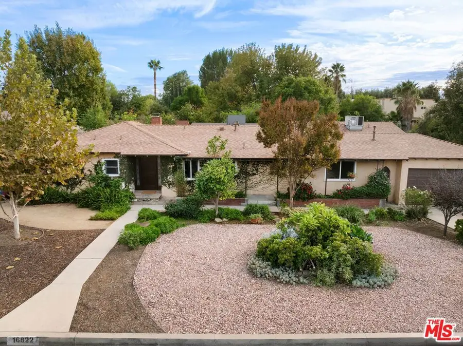 16822 Valerio Street, Lake Balboa, CA 91406 - Image #3