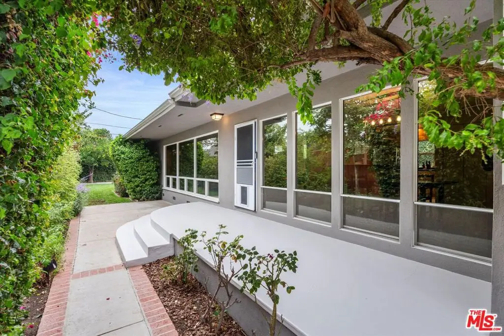 317 S Orchard Drive, Burbank, CA 91506 - Image #1