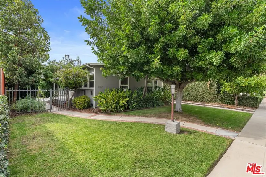 317 S Orchard Drive, Burbank, CA 91506 - Image #3