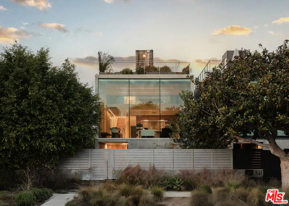 533 Grand Boulevard, Venice, CA 90291 - Image #1