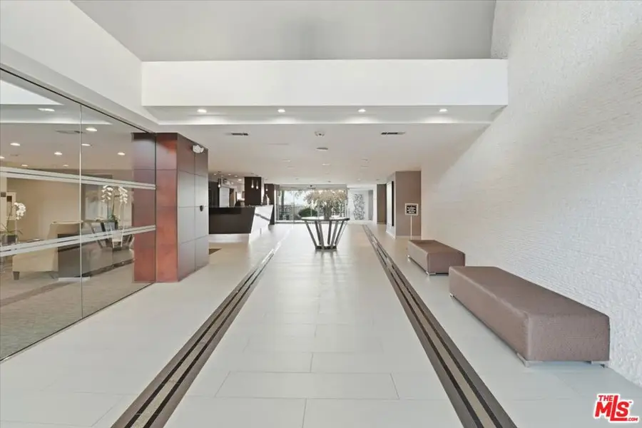 7250 Franklin Avenue #517, Los Angeles, CA 90046 - Image #3