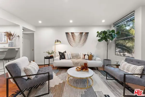 960 Sanborn Avenue #3, Los Angeles, CA 90029