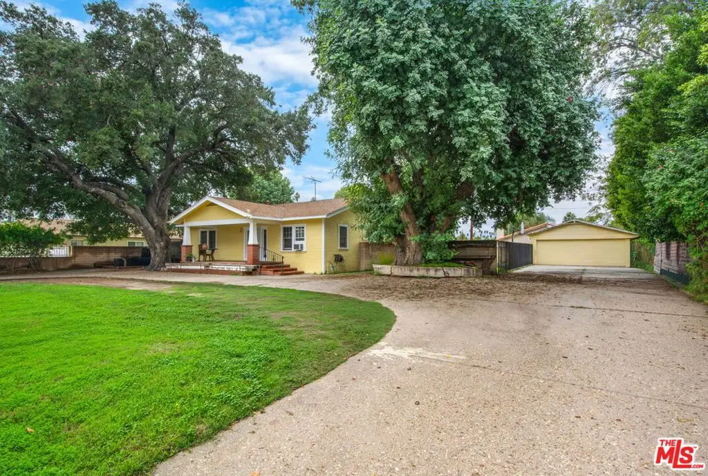 7231 Vanalden Avenue, Reseda, CA 91335 - Image #1