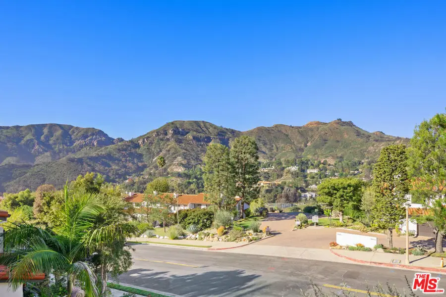 1622 Michael Lane, Pacific Palisades, CA 90272 - Image #2