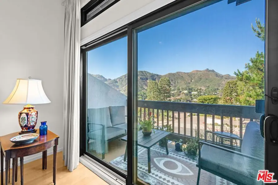 1622 Michael Lane, Pacific Palisades, CA 90272 - Image #3