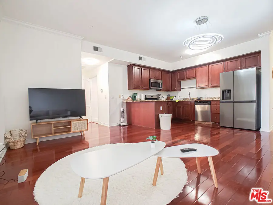 1025 Dewey Avenue #205, Los Angeles, CA 90006 - #3