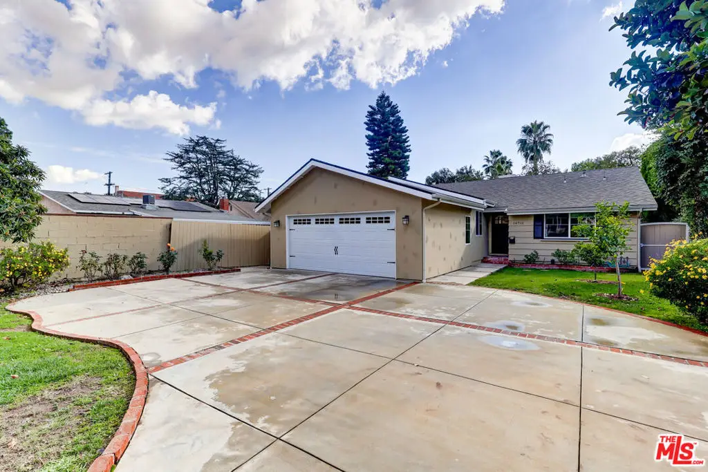 14716 Cumpston Street, Sherman Oaks, CA 91411 - Image #1