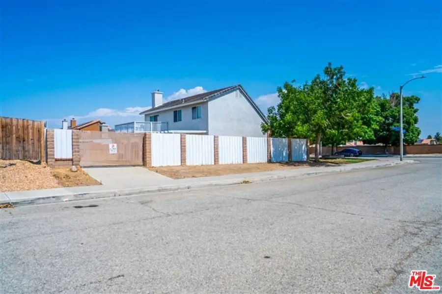 37411 Sheffield Drive, Palmdale, CA 93550 - Image #3