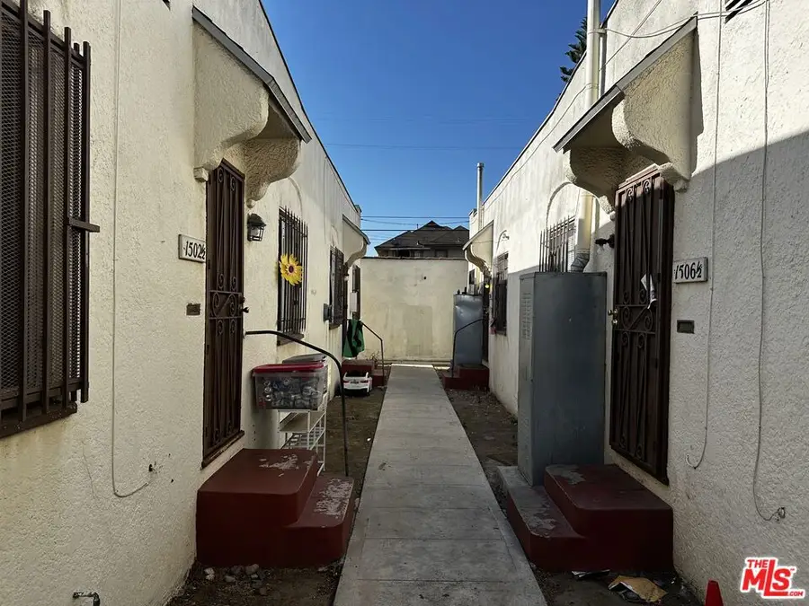1502 W 62nd Street, Los Angeles, CA 90047 - Image #3