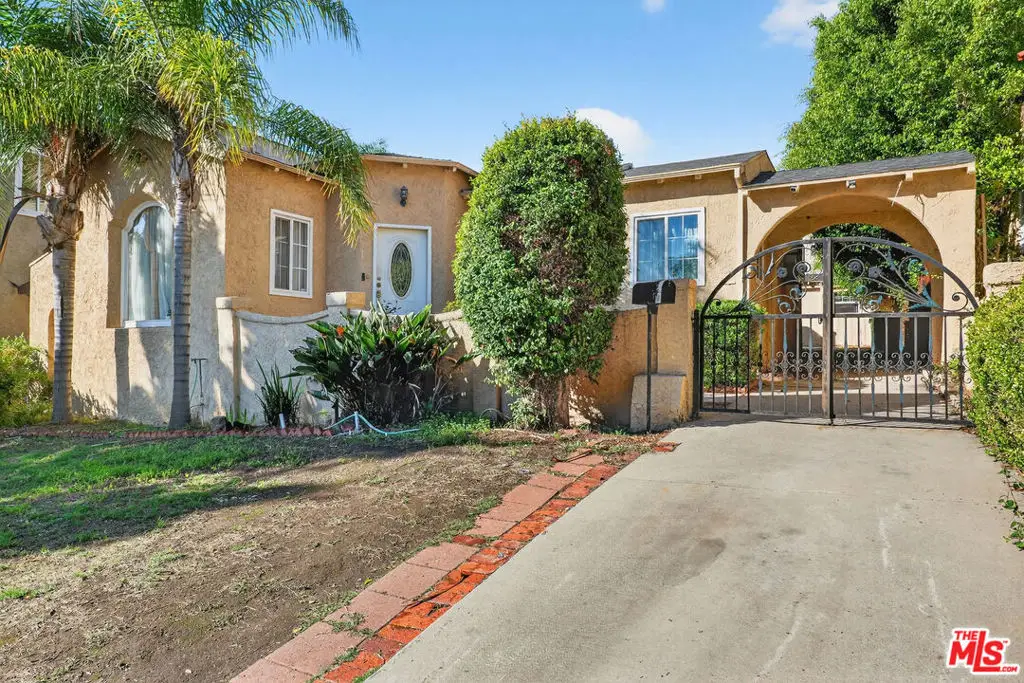 1653 S Orange Grove Avenue, Los Angeles, CA 90019 - Image #1