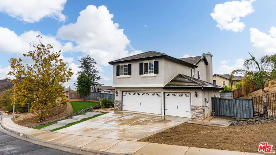 21035 Canyon Ridge Drive, Lake Elsinore, CA 92532 - Image #2