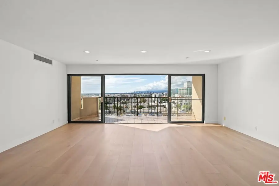 727 S Ardmore Avenue #1002, Los Angeles, CA 90005 - Image #3