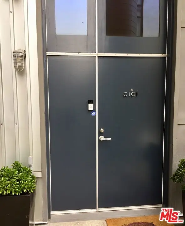 615 Hampton Drive #C101, Venice, CA 90291 - Image #2