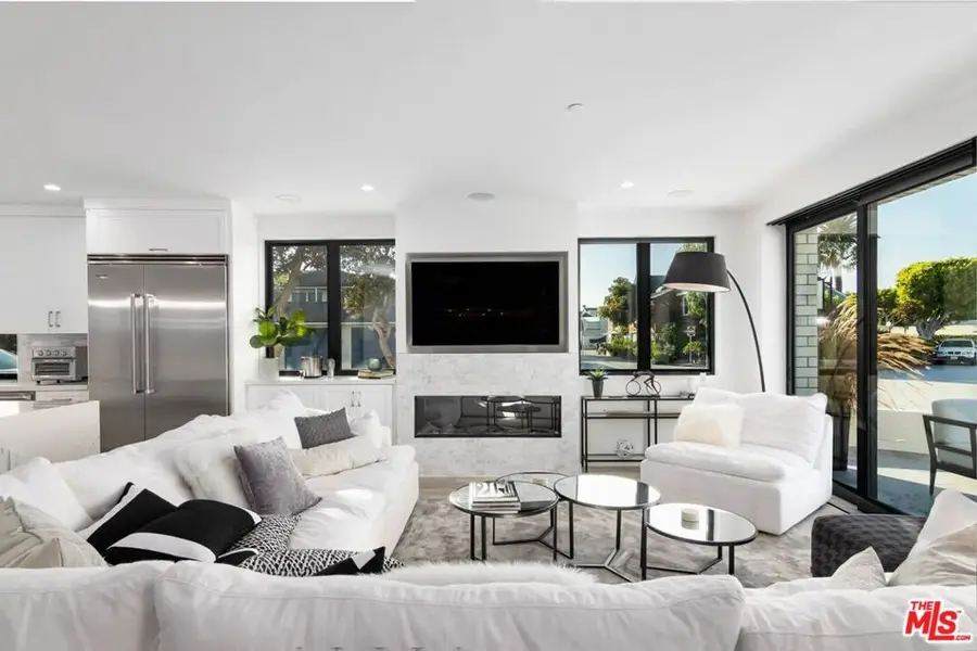 1703 Plaza Del Sur #2, Newport Beach, CA 92661 - Image #3