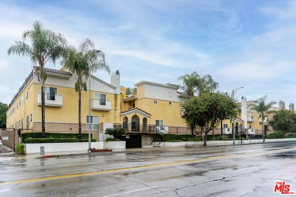 5521 Kester Avenue #7, Sherman Oaks, CA 91411 - Image #1